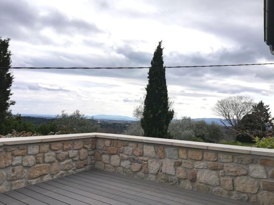 Holiday home L'oustalou *